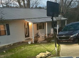 214 Longmire Ln, La Follette, TN 37766