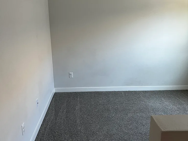 724 NE 14th St — Photo 31