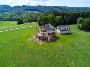176 Brewster Ln, Mount Airy, NC 27030