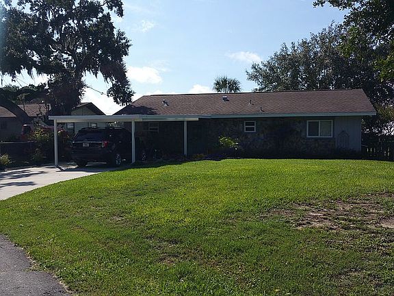 2nd image of 11516 W Island Ct