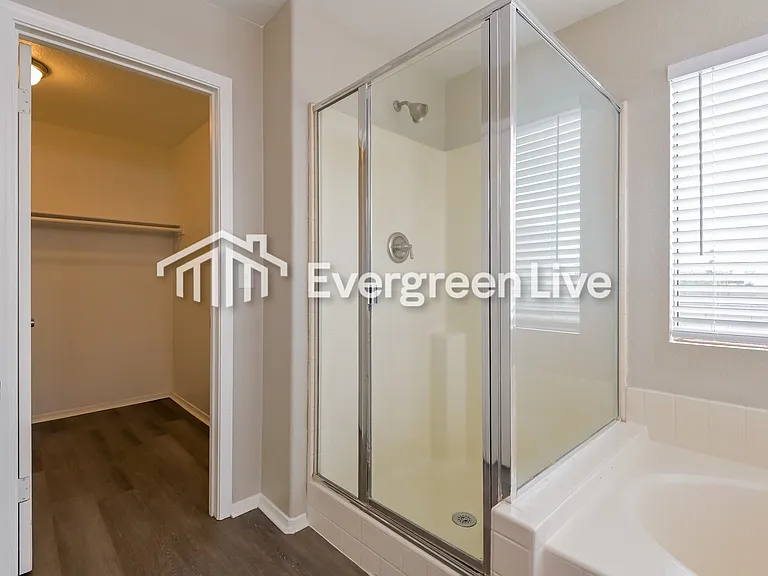 1801 W Calle Guadalajara — Photo 17