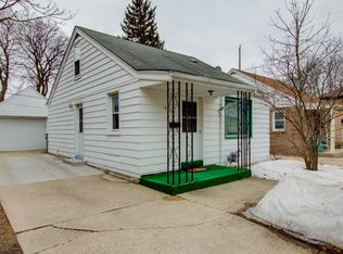 4905 W Galena St, Milwaukee, WI 53208