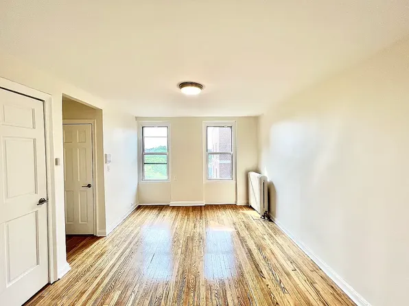 3447 90th St APT J61, Jackson Heights, NY 11372