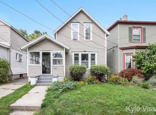 621 Atwood St NE, Grand Rapids, MI 49503