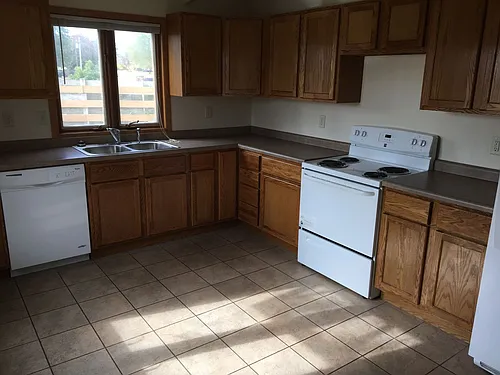 2619 Henry Ave Photo 1