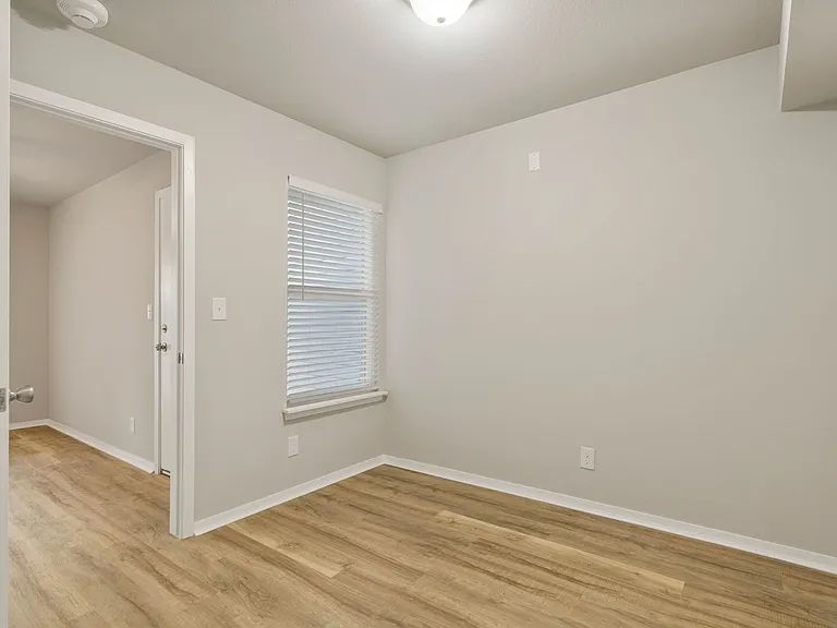 Harper's Lodge Apartments - Don't Miss Out Save Up to $300 When You Move In! — Photo 36