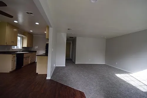 5233 Columbine Way Photo 1