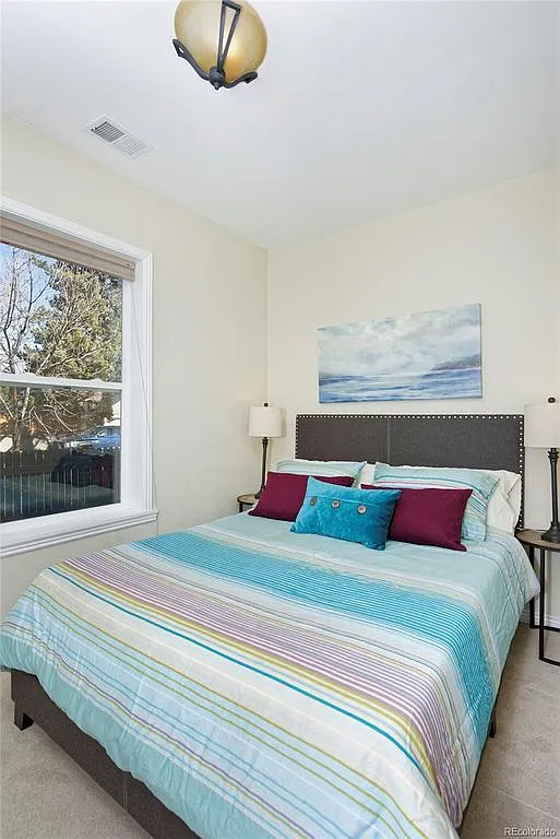 2 bed, 1088 sqft, $2,700 — Photo 3