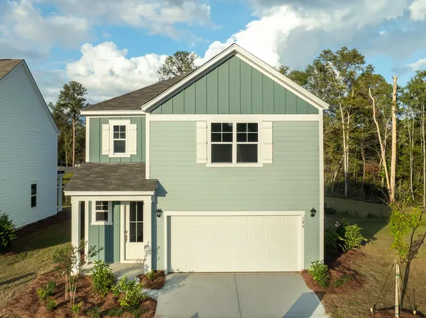 186 E Pinckney St, Lincolnville, SC 29485