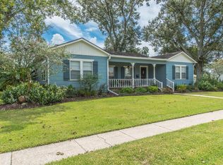 500 SW 1st St, Rayne, LA 70578