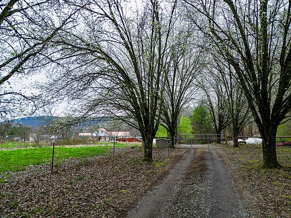 5th image of 293 Turner Rd