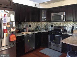 9526 State Rd, Philadelphia, PA 19114