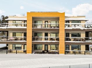 225 E 17th St #3-C, Traverse City, MI 49684