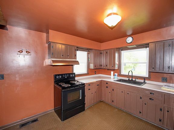5th image of 1108 Hedgewood Dr