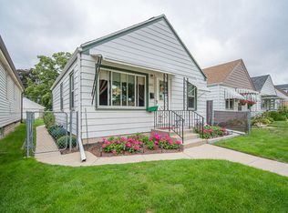 2425 S 63rd St, West Allis, WI 53219