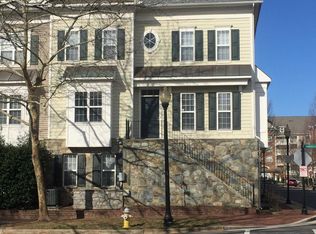 209 Cameron Station Blvd, Alexandria, VA 22304
