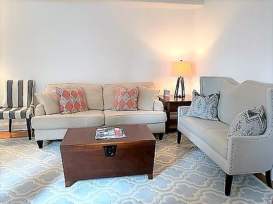 1st image of 333 E 43rd St APT 820