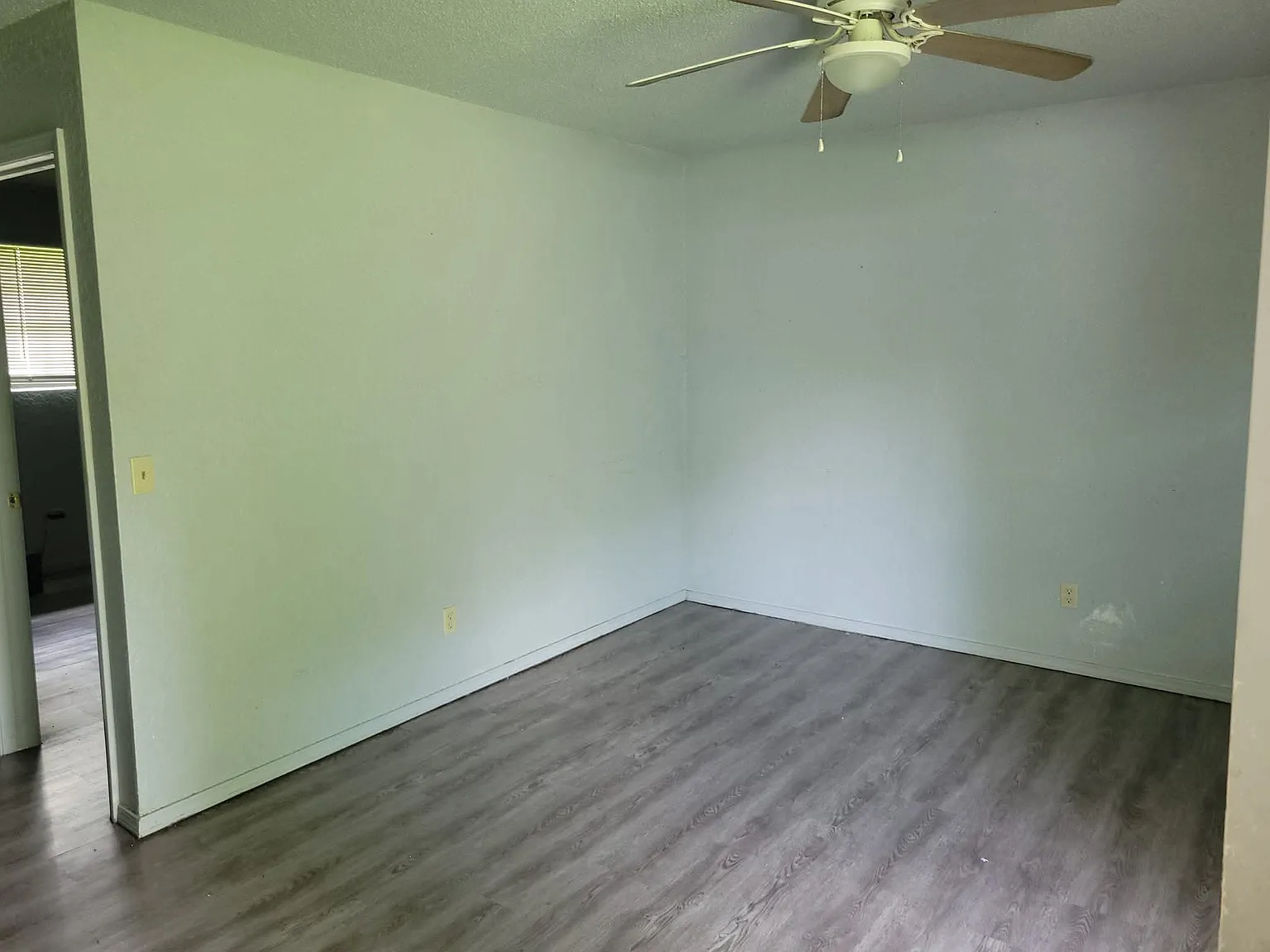 2 bed, 875 sqft, $750 — Photo 2