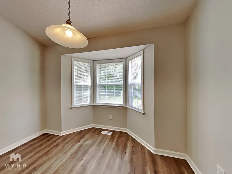 589 Spaniel Ln — Photo 7