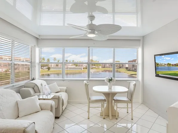 9580 Sunrise Lakes Blvd APT 205, Fort Lauderdale, FL 33322