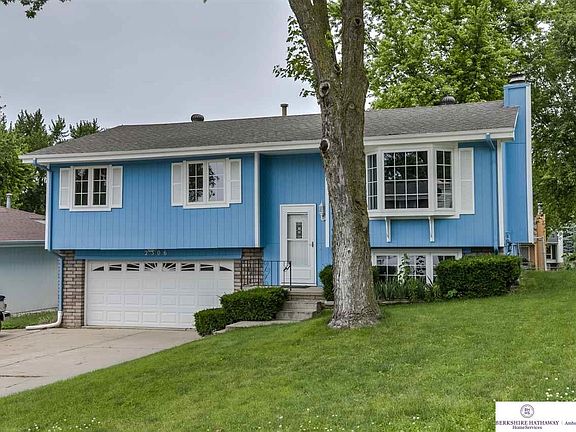 2nd image of 2306 Whitted Dr