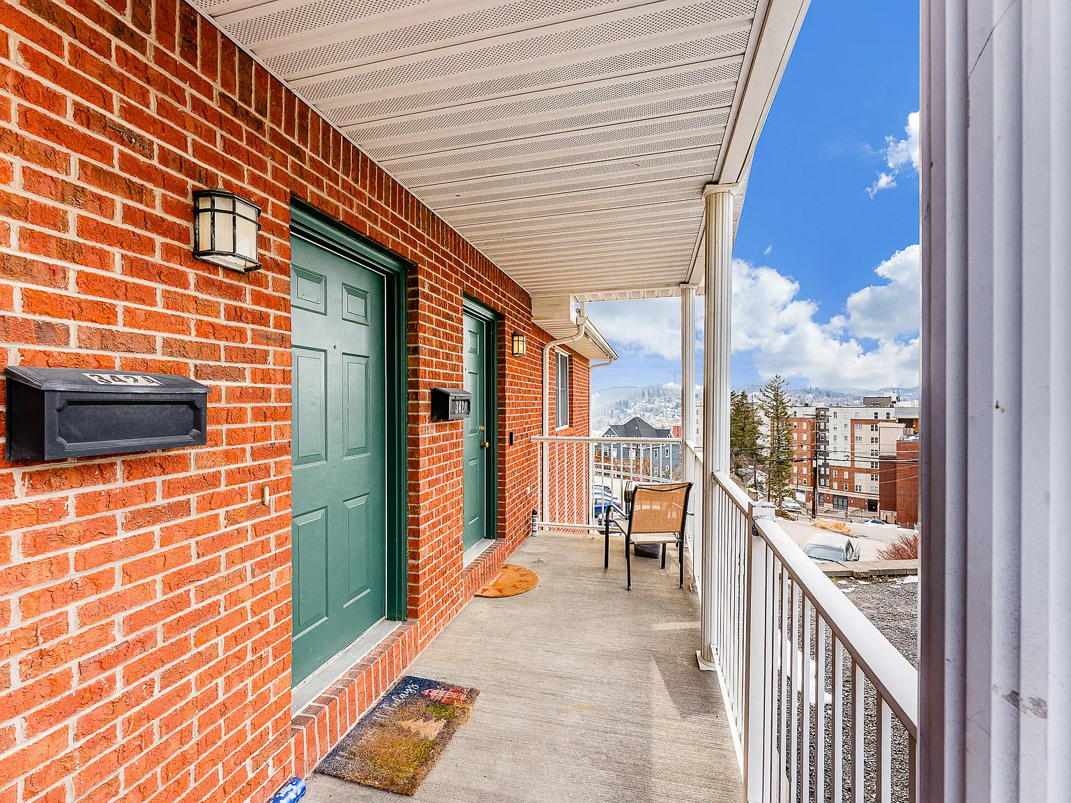 2 bed, 825 sqft, $1,250 — Photo 3