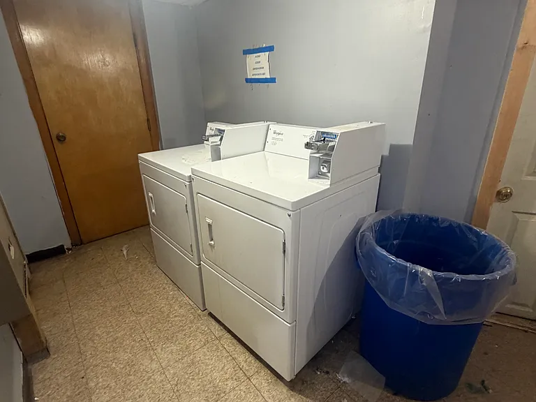 35-37 W 29th St #9 — Photo 11