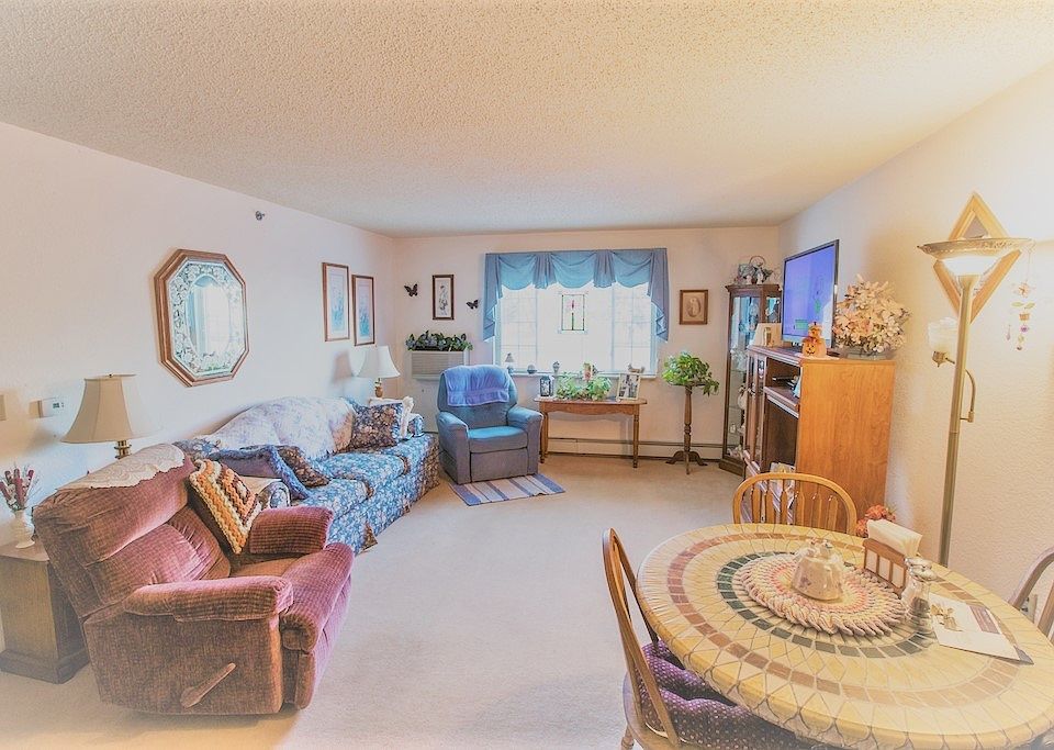 1st image of 620 E Saint Mary St APT 108