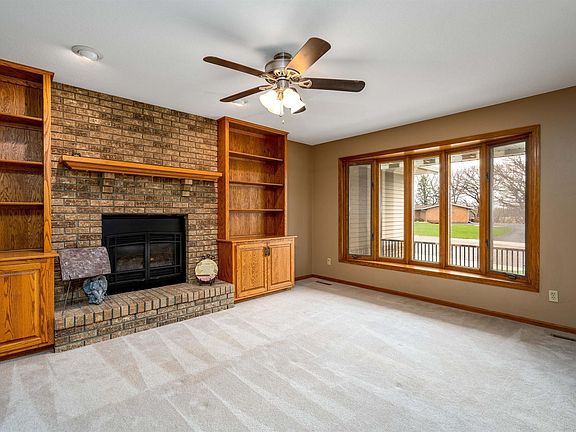 4th image of 1437 Canterbury Pl SE