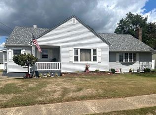 525 Smithfield Ave, Zanesville, OH 43701