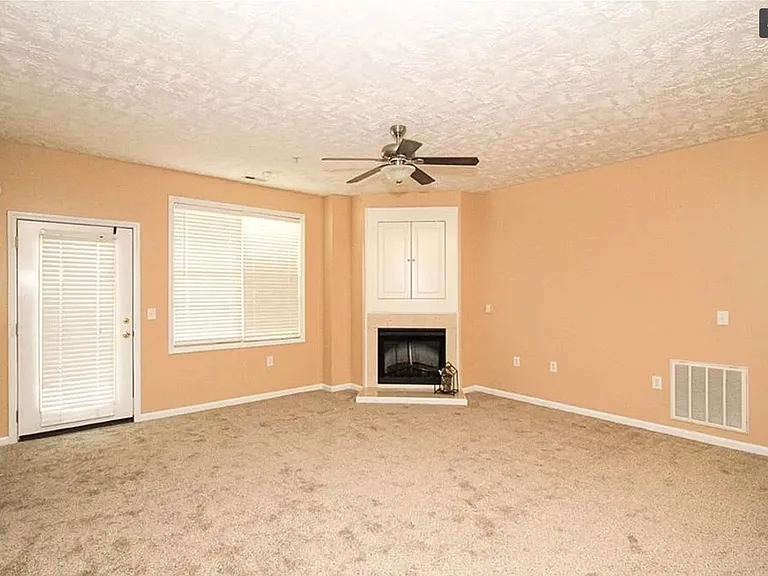 653 Brandermill Rd #103 — Photo 6