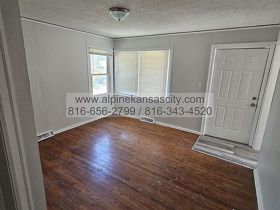 2nd image of 1600 Cypress Ave