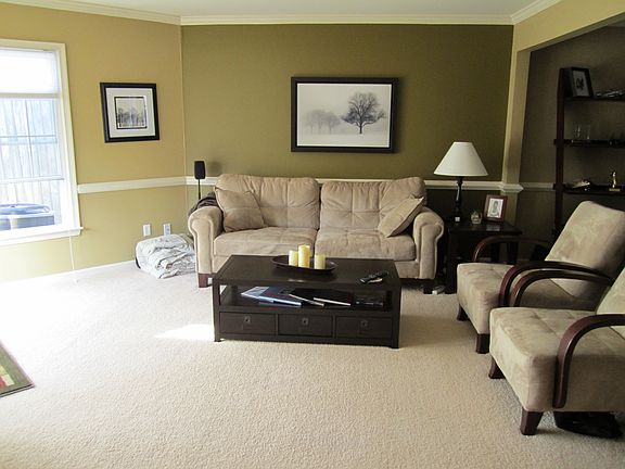 3rd image of 193 Wellesley Dr