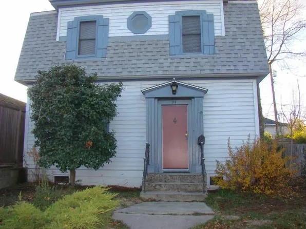 26 Newtown St, Medford, OR 97501