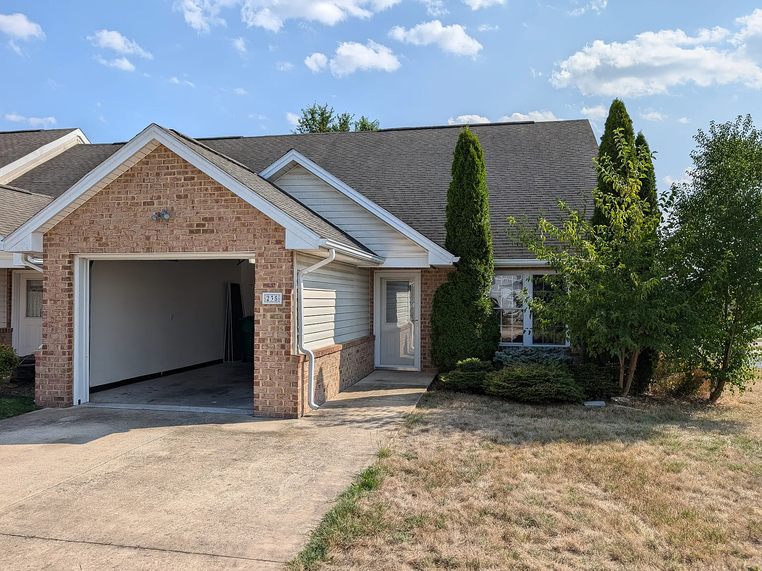 3 bed, 1170 sqft, $1,500 — Photo 1