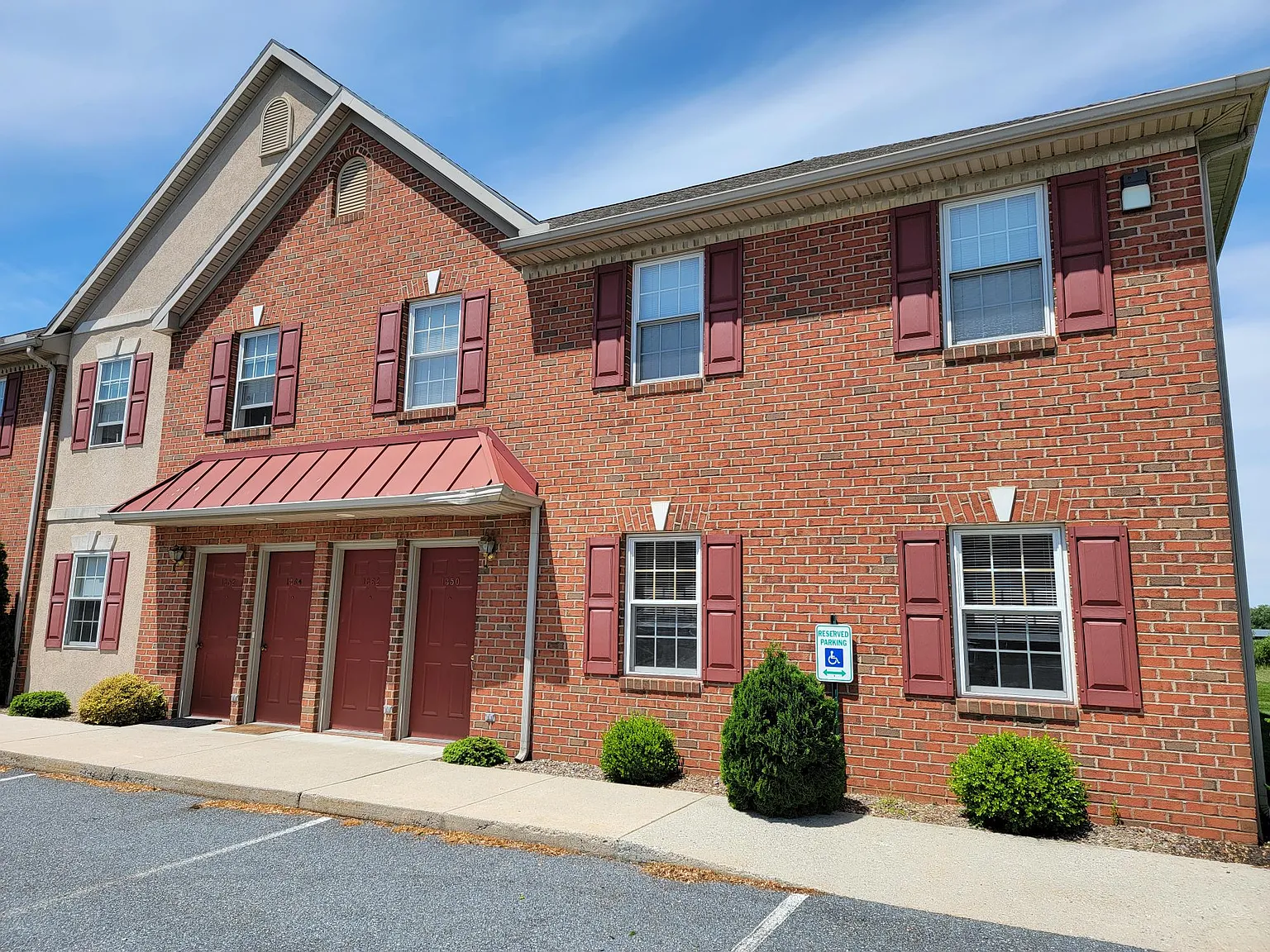 2 bed, $1,495 — Photo 1