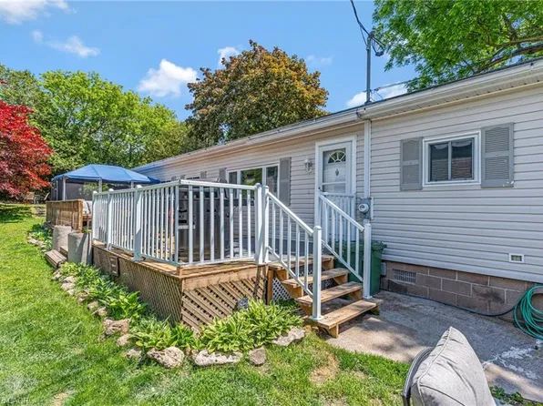49 Park St, Wellesley, ON N0B 2M0