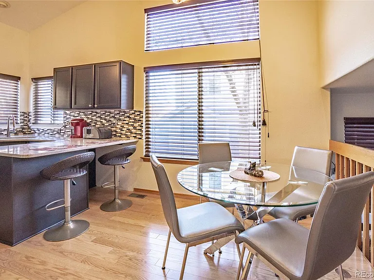 1148 S Boston Ct — Photo 4