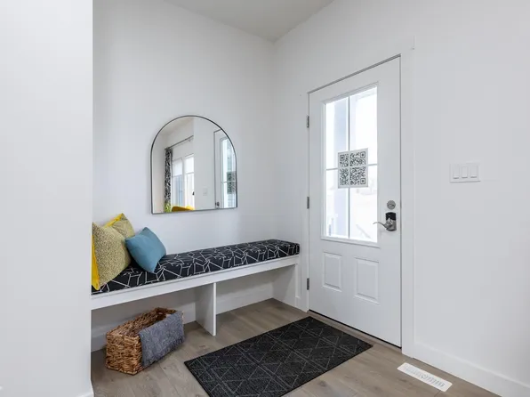 299 Elliott Wynd, Fort Saskatchewan, AB T8L 0Z4