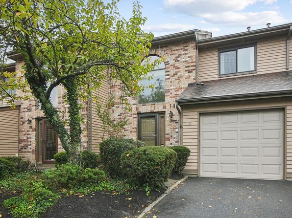 31 Castle Ridge Dr
