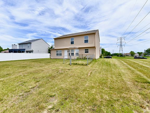 5th image of 3301 Creekshore Dr