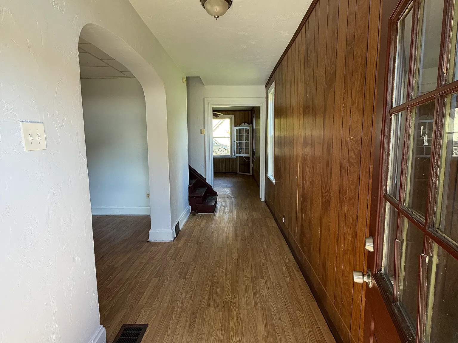 3 bed, 1700 sqft, $1,300 — Photo 4