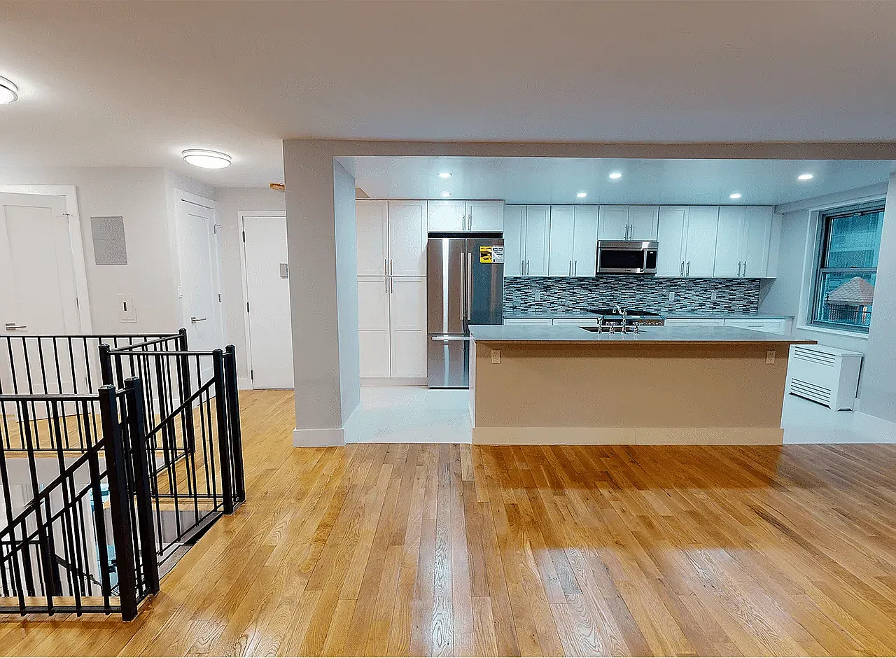50 West 97th Street — Photo 3