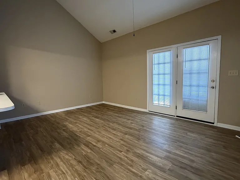 3445 Westgate Dr #1 — Photo 8