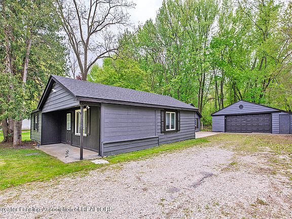 2nd image of 2275 E Lake Lansing Rd