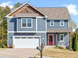 709 Valencia Dr, Clarksville, TN 37043