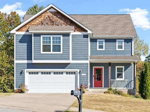 709 Valencia Dr, Clarksville, TN 37043