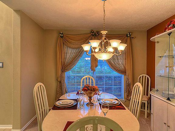 5th image of 22032 Knights Cove Dr