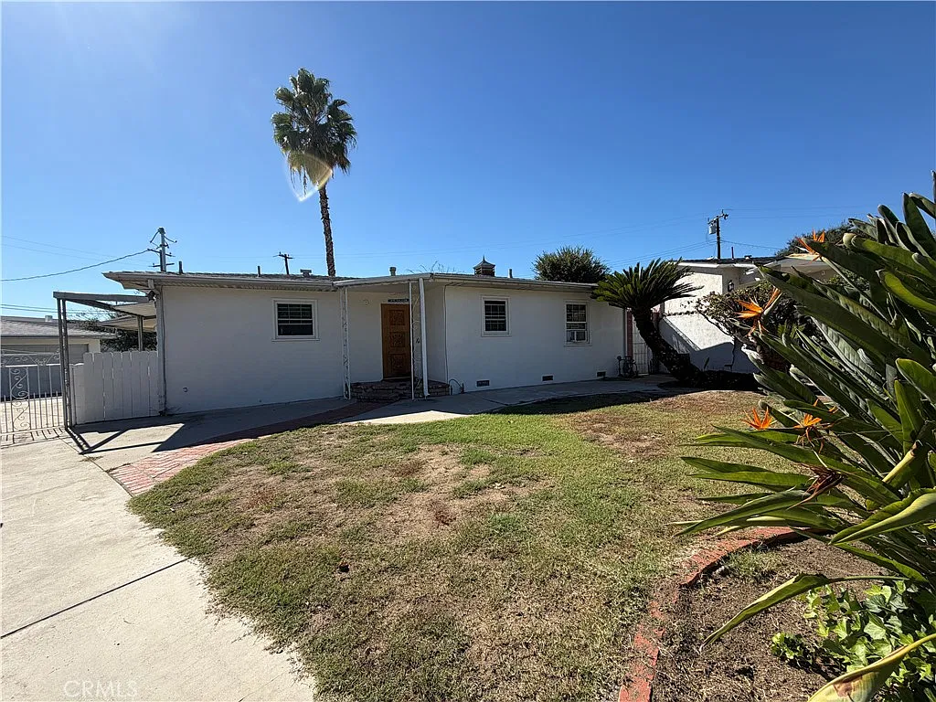 3 bed, 1168 sqft, $3,595 — Photo 1