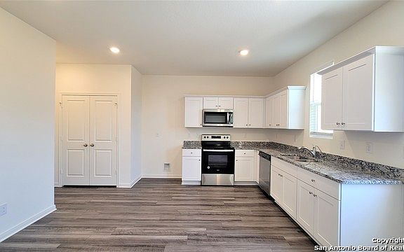 3rd image of 14363 Elkhorn Crest